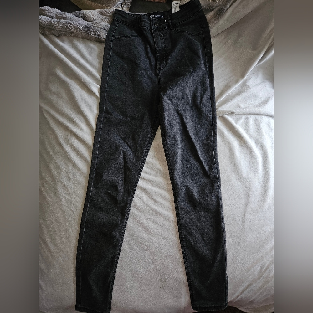 Zara Jeans